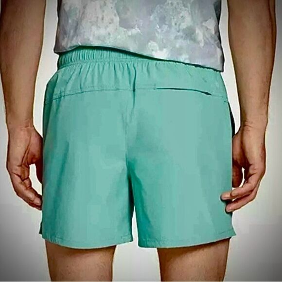 🆕 Men’s VRST 5” Woven Nylon Shorts size 2X - Picture 2 of 9